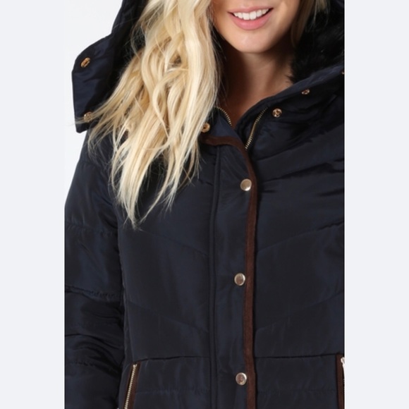 NEW Black Puffer Jacket w/ Hood, Black Fur Collar - Picture 3 of 3